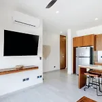 Spacious Condo, Beautiful Pool, Wi-Fi - Casa Kaanal 104